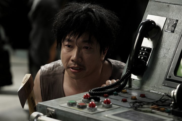 Korean movie monster eng sub